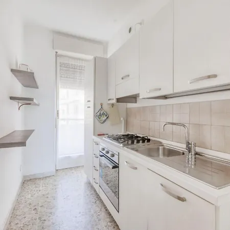 Charming In Near Seabeach Апартаменты