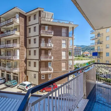 Charming In Near Seabeach Арма-ди-Таджа