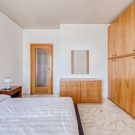 Charming In Near Seabeach Апартаменты